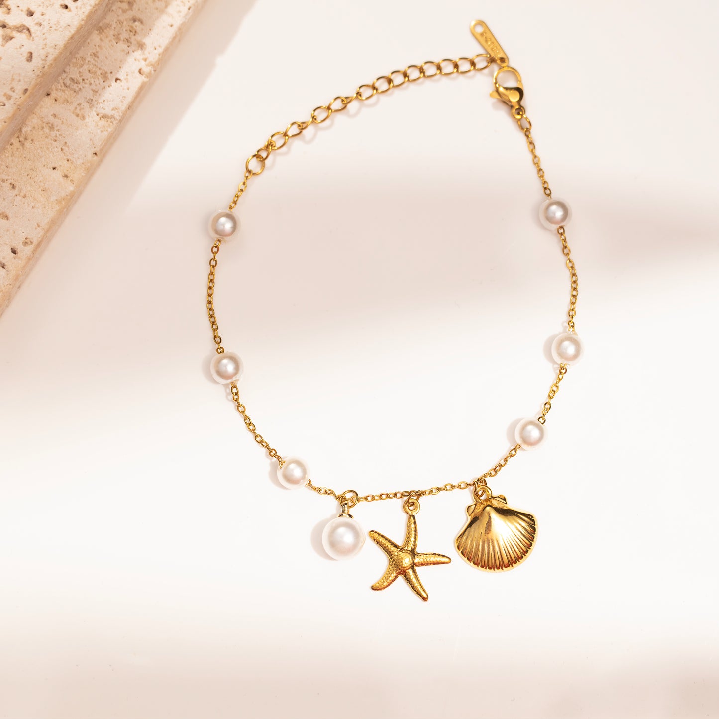 Shoreline Pearl Bracelet