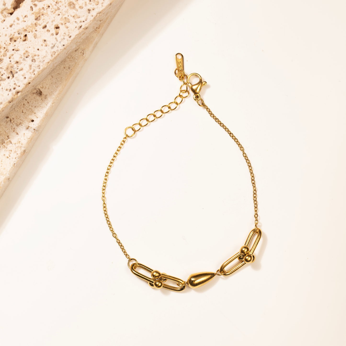 Sleek Oval Link Bracelet