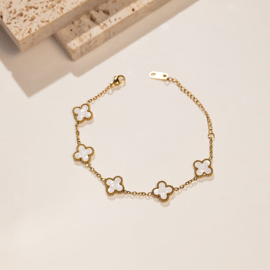 Gleam Clover Bracelet
